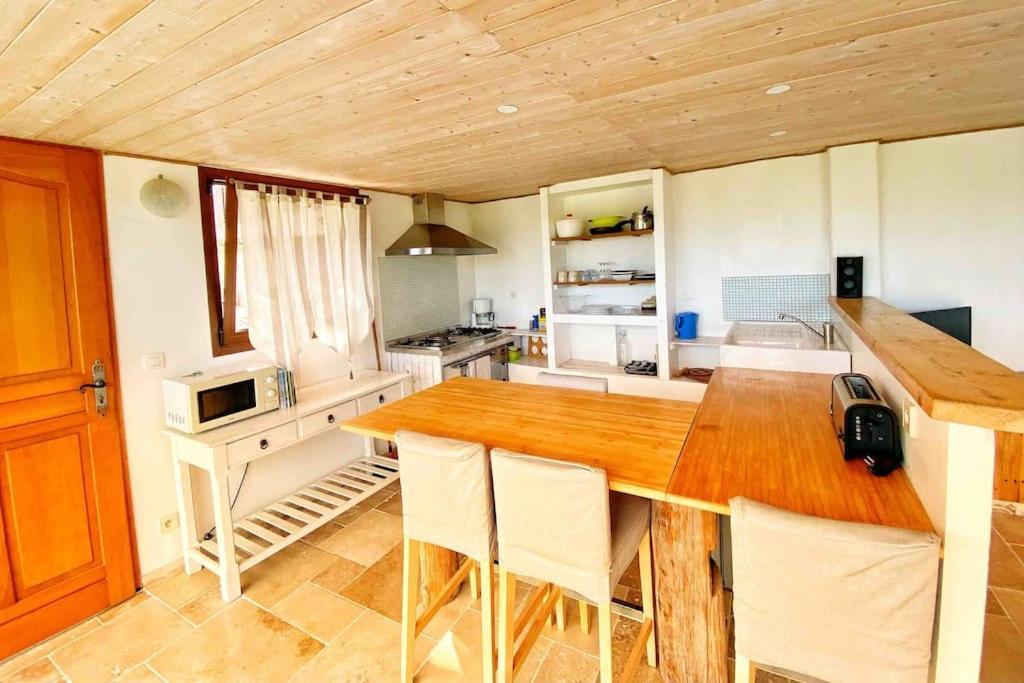 Bas De Villa Au Milieu Des Oliviers. Chateauneuf-Villevieille ภายนอก รูปภาพ